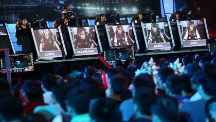 JDG瑞士轮1胜2负陷出线危机，Kanavi坦言沟通问题影响全球总决赛征程